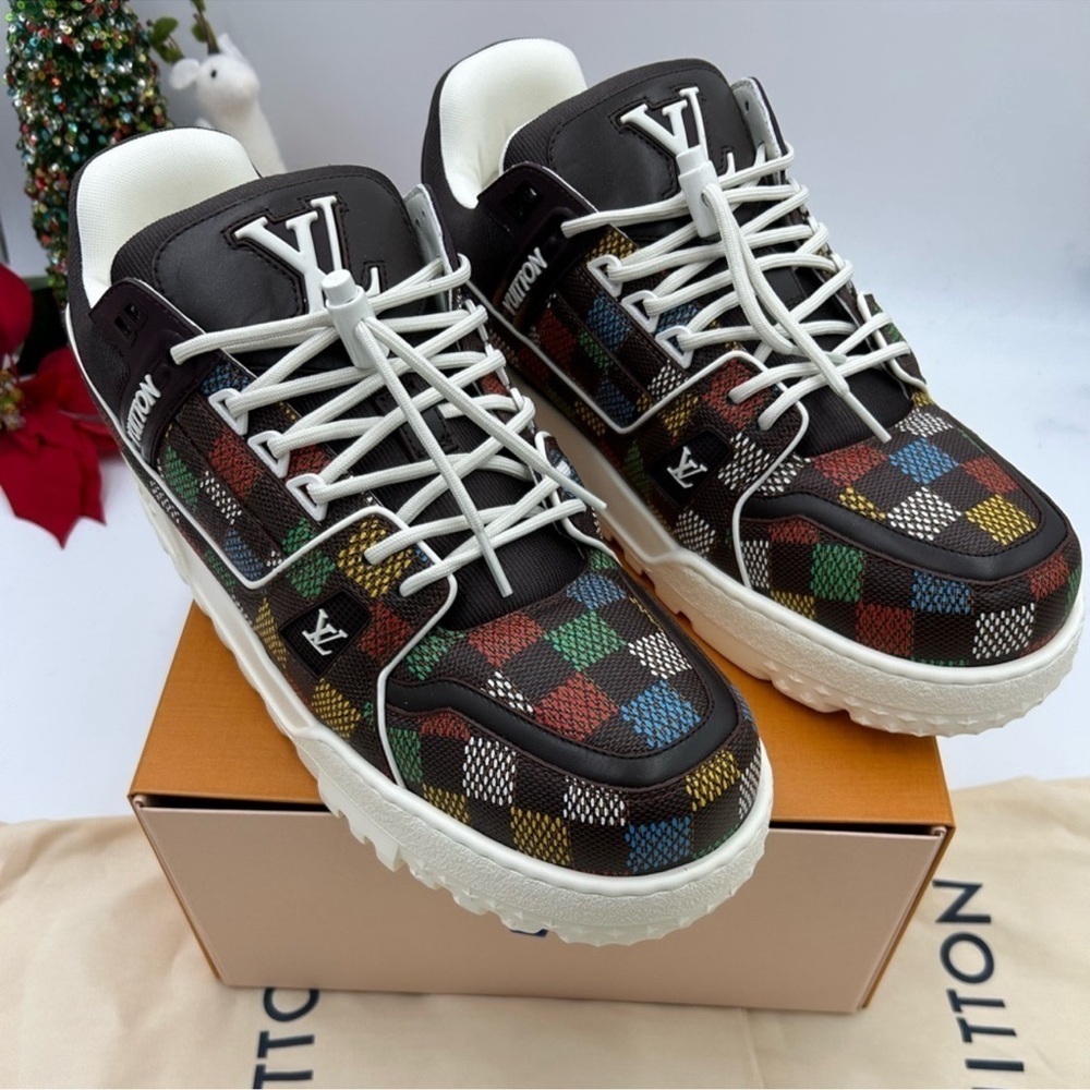 Men’s Louis Vuitton X Murakami trainers sneaker size 10 fits 11 US made in Italy